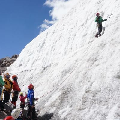 Brindando formación en Mujer Montaña Peru